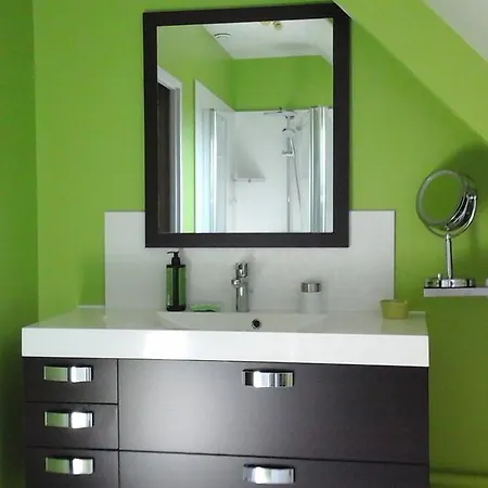 Chambres D'hotes La Forge Vimbert ベッド・アンド・ブレックファスト